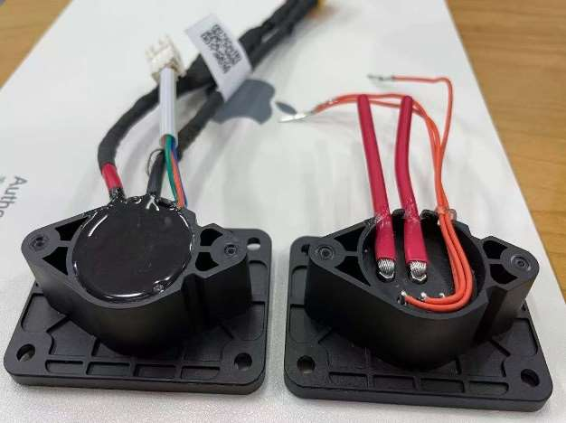 膠水在連接器中的應用點